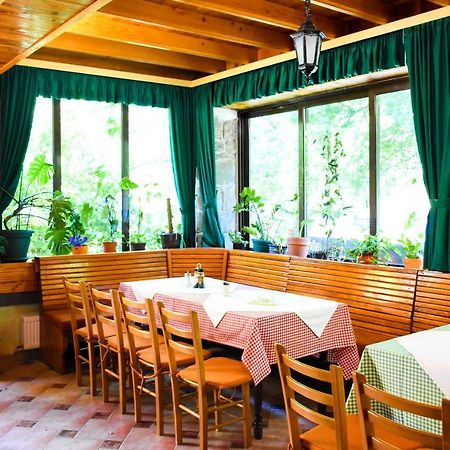 Zmajevac Fruska Gora Motel Novi Sad Exterior photo